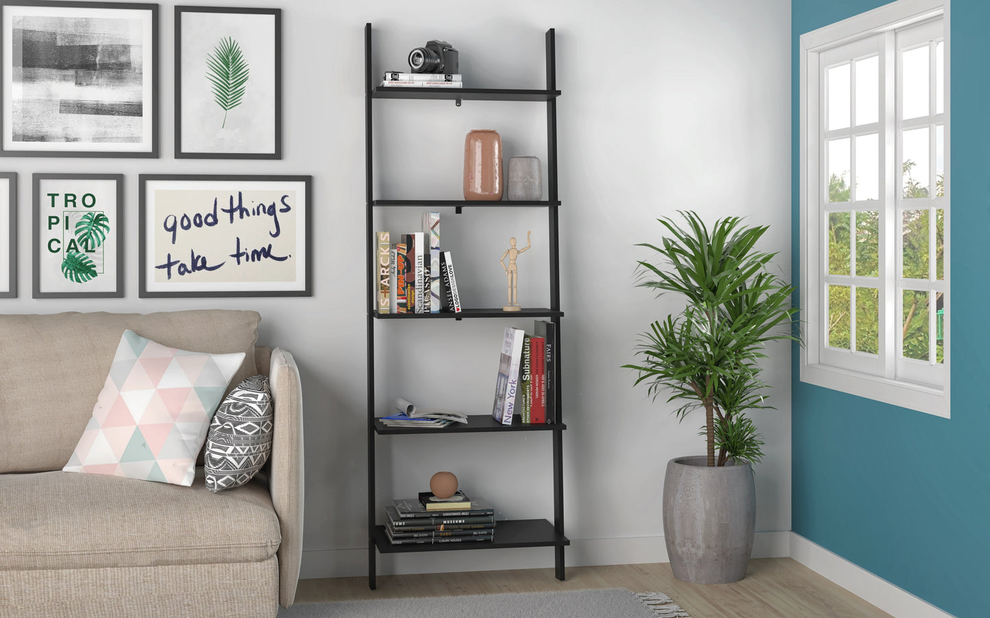 Manhattan Comfort Cooper 5-Shelf Floating Ladder Bookcase in Black 192AMC153